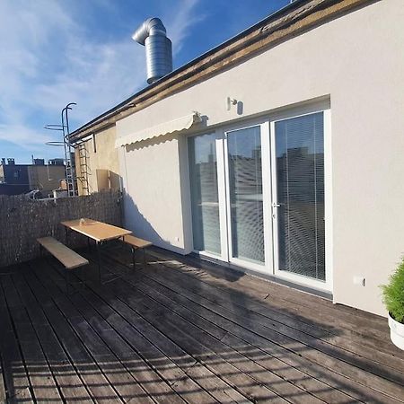 Beauty On The Rooftop With Ac And Rooftop Terrace Budapest Eksteriør billede